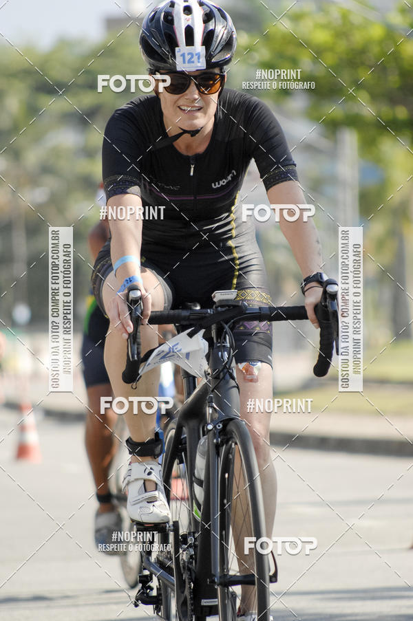 Acquista le foto dell'eventoBLUE SERIES TRIATHLON BERTIOGA 2019 in Fotop