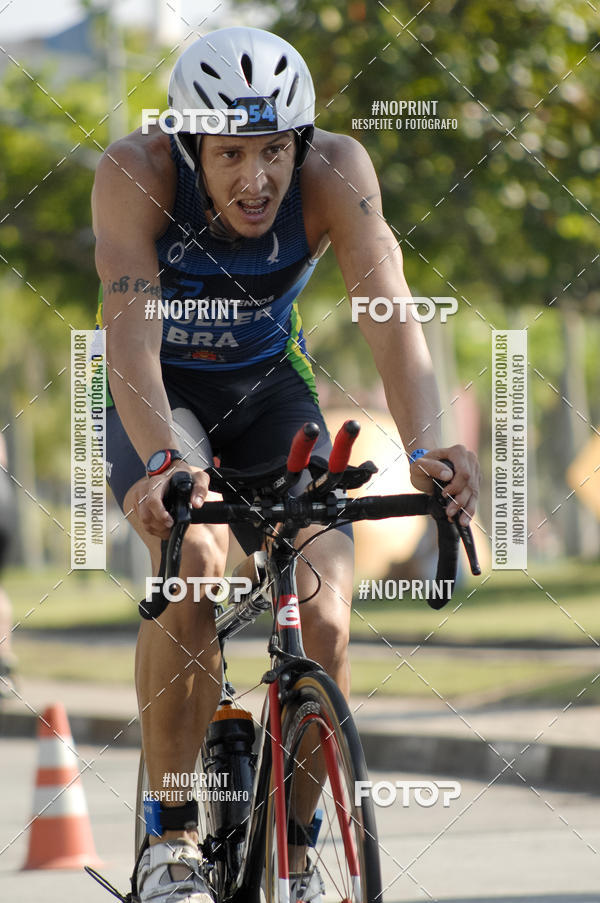 Acquista le foto dell'eventoBLUE SERIES TRIATHLON BERTIOGA 2019 in Fotop