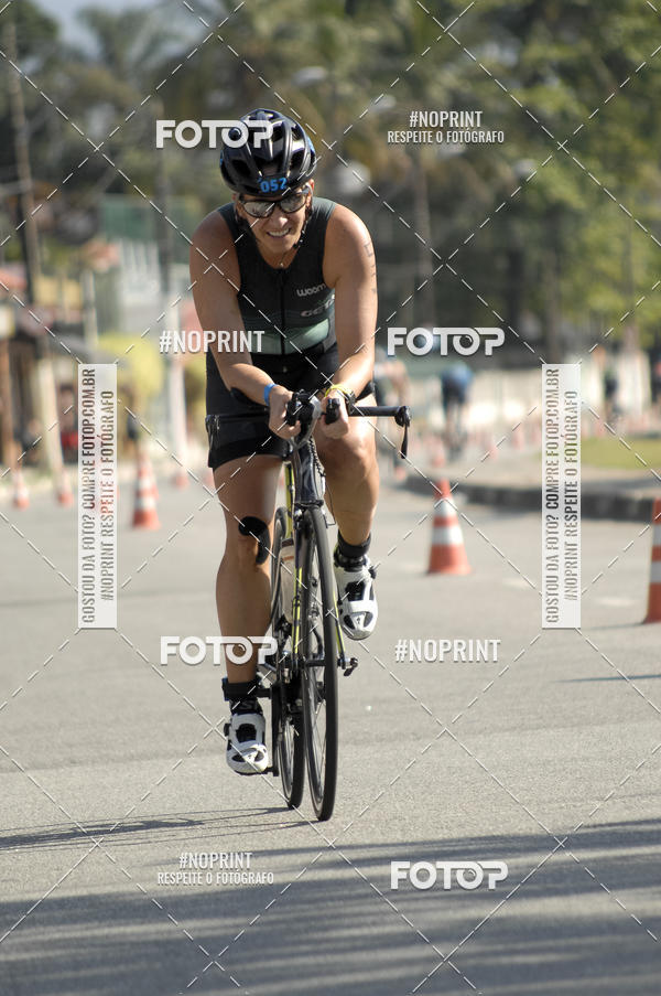 Compra tus fotos del eventoBLUE SERIES TRIATHLON BERTIOGA 2019 En Fotop
