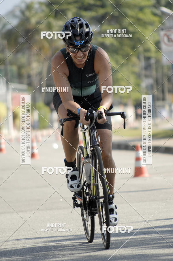 Compra tus fotos del eventoBLUE SERIES TRIATHLON BERTIOGA 2019 En Fotop