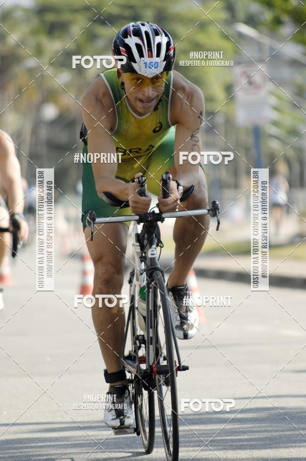 Compra tus fotos del eventoBLUE SERIES TRIATHLON BERTIOGA 2019 En Fotop