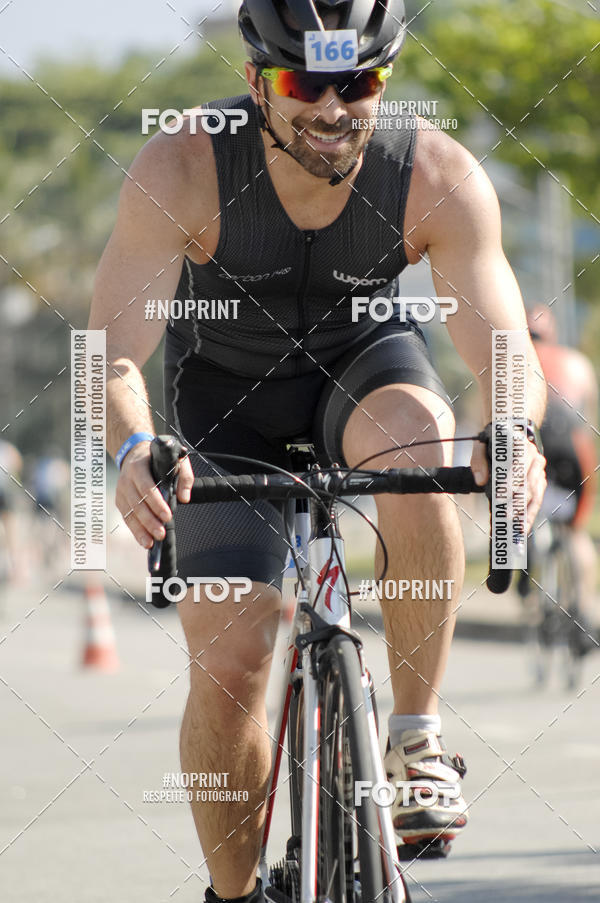 Compra tus fotos del eventoBLUE SERIES TRIATHLON BERTIOGA 2019 En Fotop