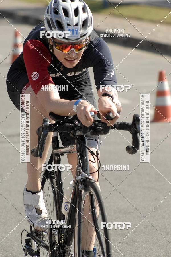 Compra tus fotos del eventoBLUE SERIES TRIATHLON BERTIOGA 2019 En Fotop