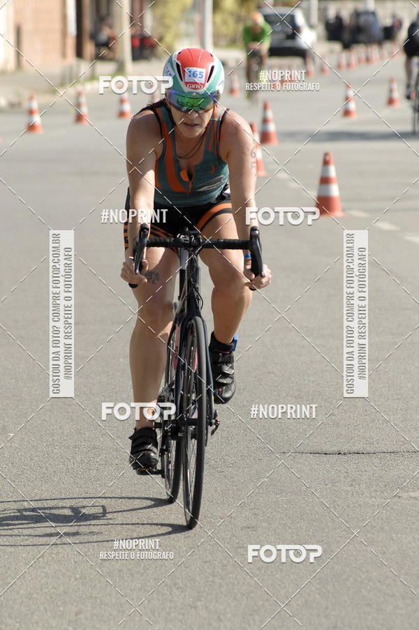 Buy your photos of the eventBLUE SERIES TRIATHLON BERTIOGA 2019 on Fotop