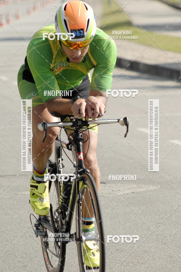 Buy your photos of the eventBLUE SERIES TRIATHLON BERTIOGA 2019 on Fotop