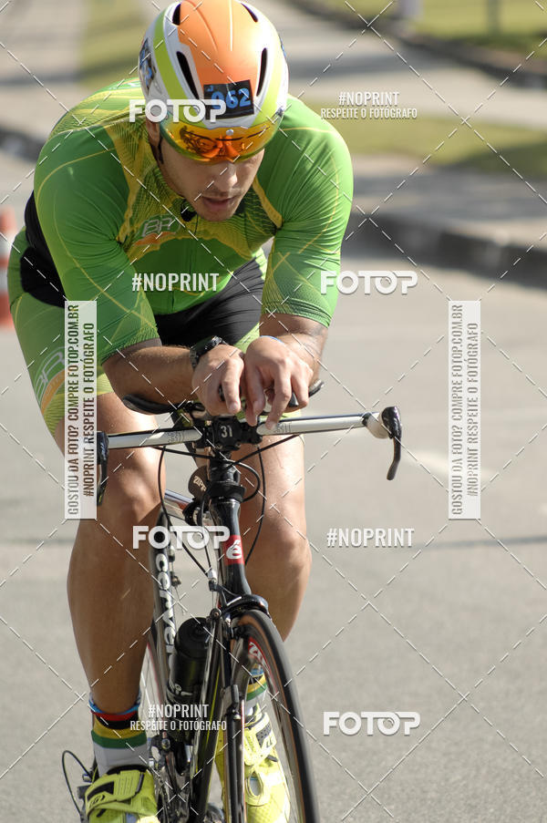 Buy your photos of the eventBLUE SERIES TRIATHLON BERTIOGA 2019 on Fotop