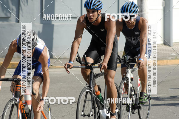 Buy your photos of the eventBLUE SERIES TRIATHLON BERTIOGA 2019 on Fotop
