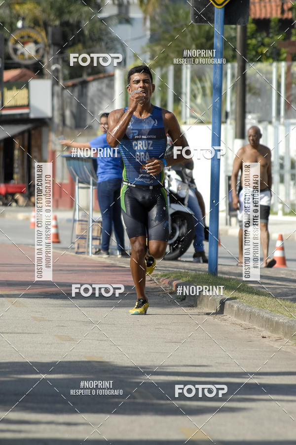 Achetez vos photos de l'vnementBLUE SERIES TRIATHLON BERTIOGA 2019 sur Fotop
