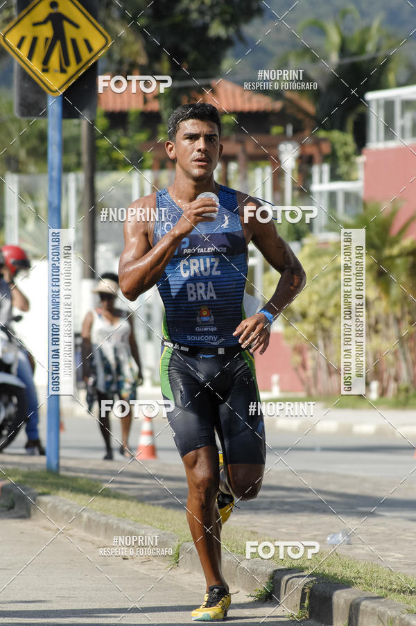 Achetez vos photos de l'vnementBLUE SERIES TRIATHLON BERTIOGA 2019 sur Fotop