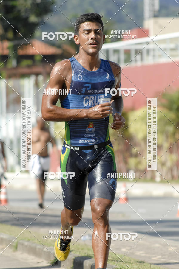 Achetez vos photos de l'vnementBLUE SERIES TRIATHLON BERTIOGA 2019 sur Fotop