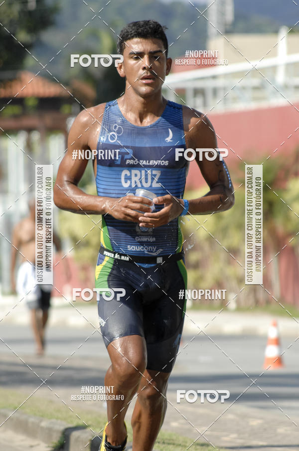 Achetez vos photos de l'vnementBLUE SERIES TRIATHLON BERTIOGA 2019 sur Fotop