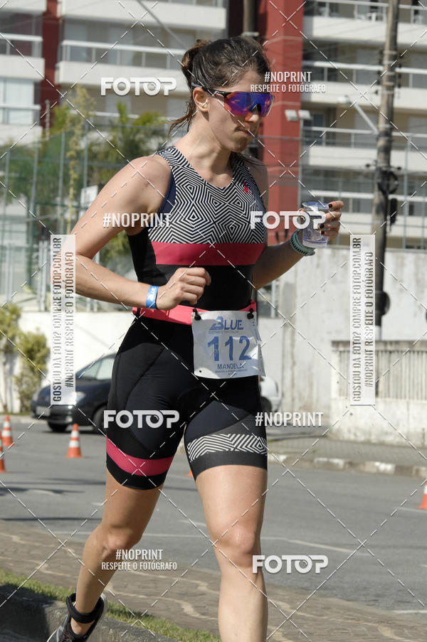 Achetez vos photos de l'vnementBLUE SERIES TRIATHLON BERTIOGA 2019 sur Fotop
