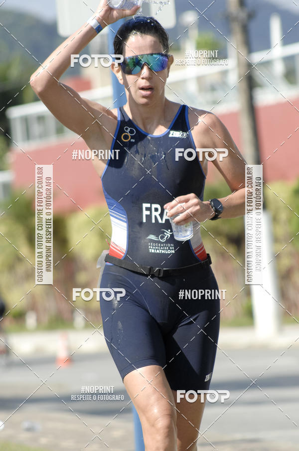 Acquista le foto dell'eventoBLUE SERIES TRIATHLON BERTIOGA 2019 in Fotop