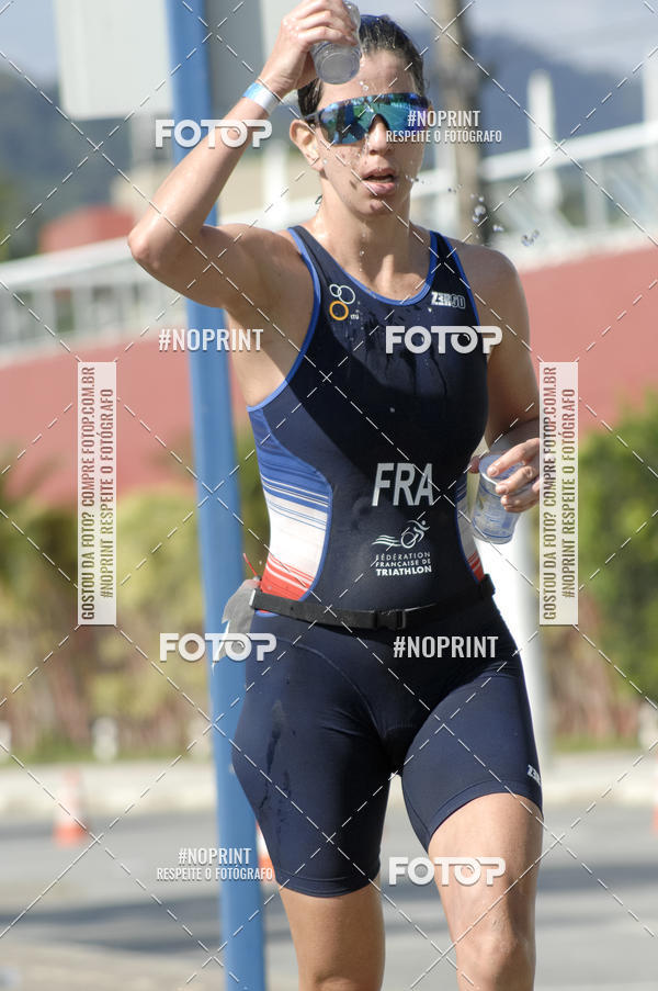 Acquista le foto dell'eventoBLUE SERIES TRIATHLON BERTIOGA 2019 in Fotop