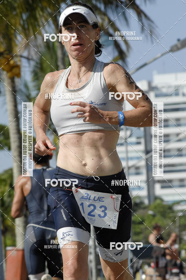 Achetez vos photos de l'vnementBLUE SERIES TRIATHLON BERTIOGA 2019 sur Fotop