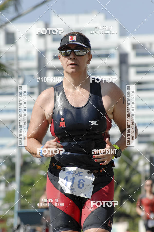 Achetez vos photos de l'vnementBLUE SERIES TRIATHLON BERTIOGA 2019 sur Fotop