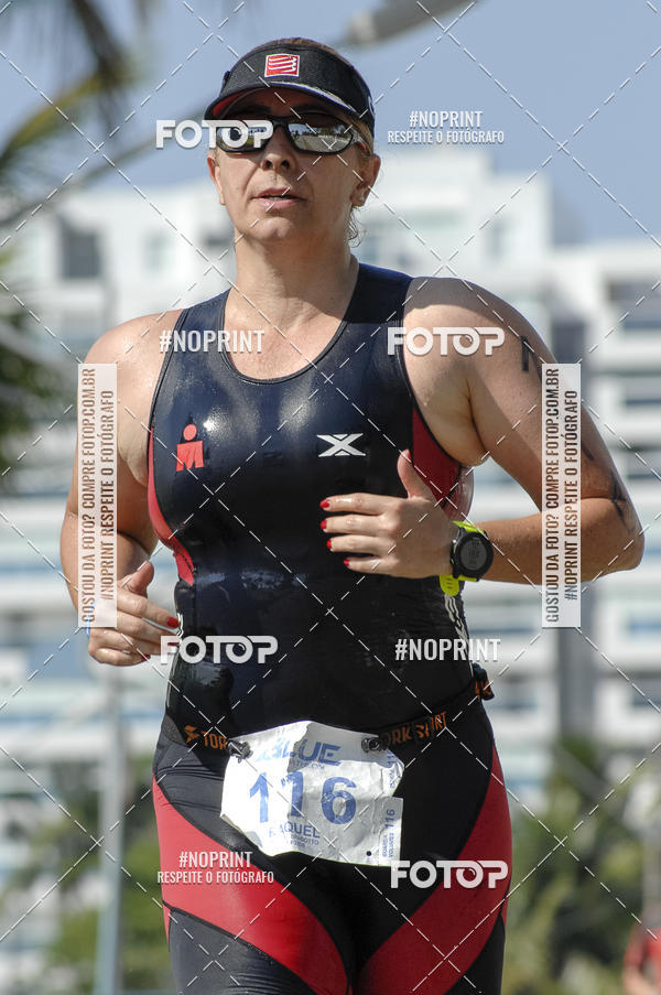 Achetez vos photos de l'vnementBLUE SERIES TRIATHLON BERTIOGA 2019 sur Fotop