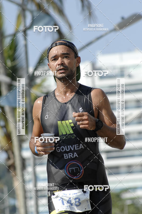 Achetez vos photos de l'vnementBLUE SERIES TRIATHLON BERTIOGA 2019 sur Fotop