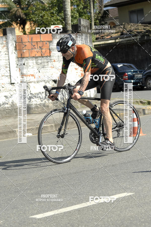 Achetez vos photos de l'vnementBLUE SERIES TRIATHLON BERTIOGA 2019 sur Fotop