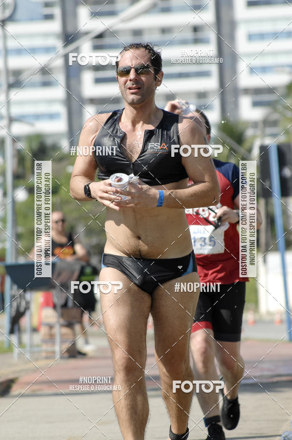 Compra tus fotos del eventoBLUE SERIES TRIATHLON BERTIOGA 2019 En Fotop