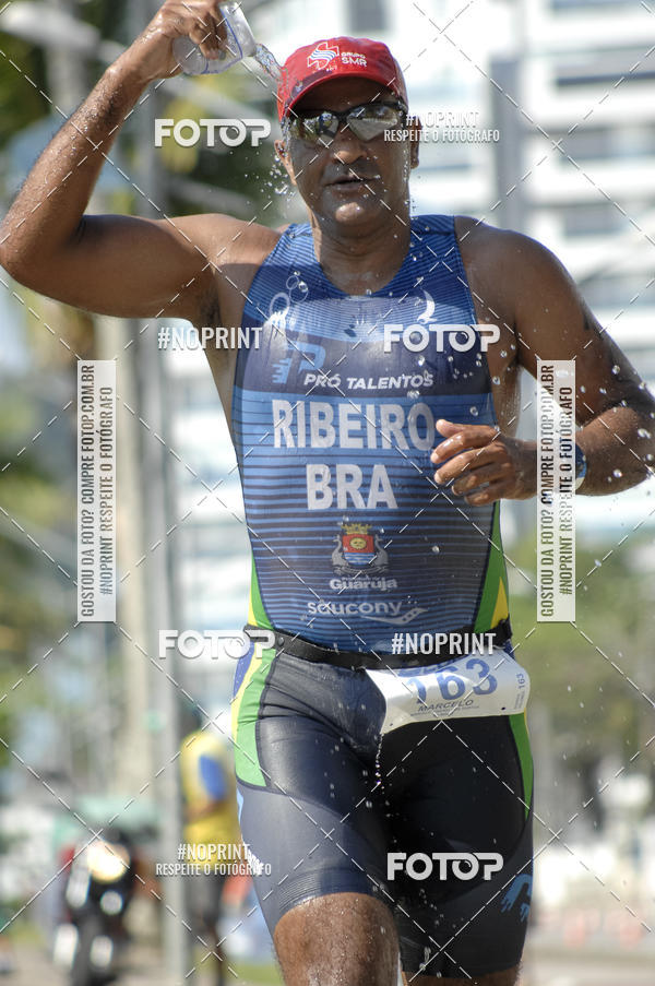 Achetez vos photos de l'vnementBLUE SERIES TRIATHLON BERTIOGA 2019 sur Fotop