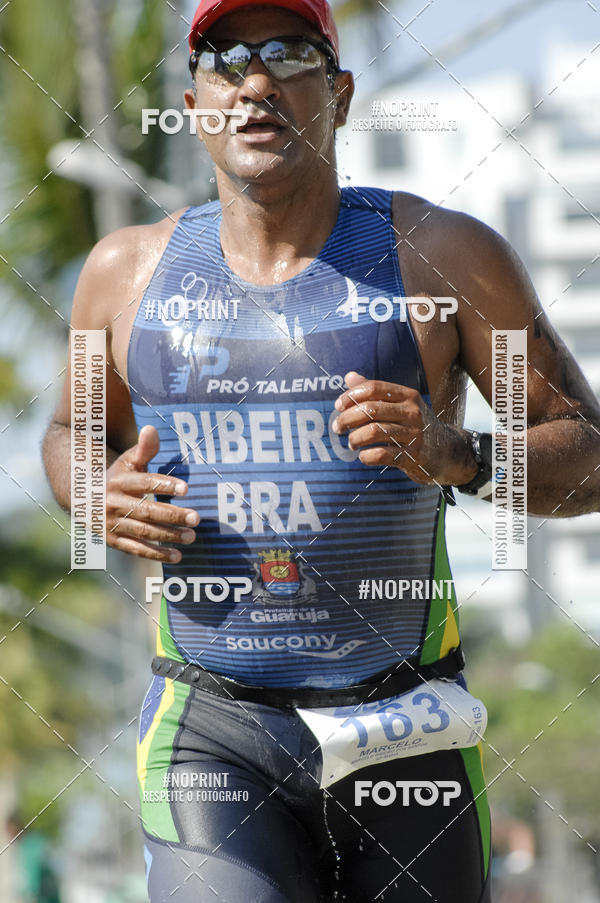 Achetez vos photos de l'vnementBLUE SERIES TRIATHLON BERTIOGA 2019 sur Fotop