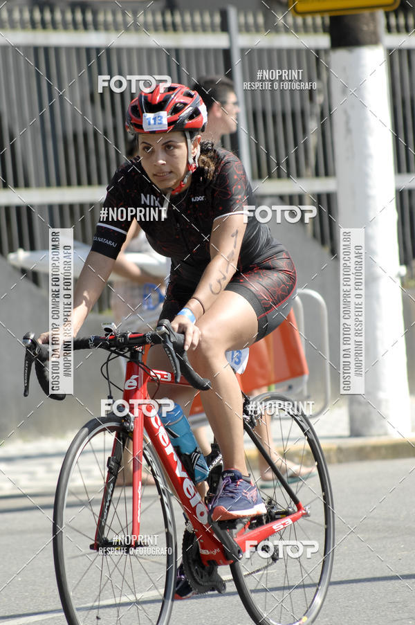 Achetez vos photos de l'vnementBLUE SERIES TRIATHLON BERTIOGA 2019 sur Fotop