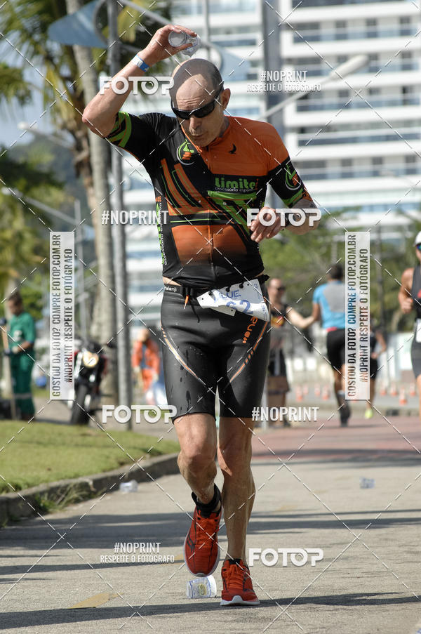 Buy your photos of the eventBLUE SERIES TRIATHLON BERTIOGA 2019 on Fotop