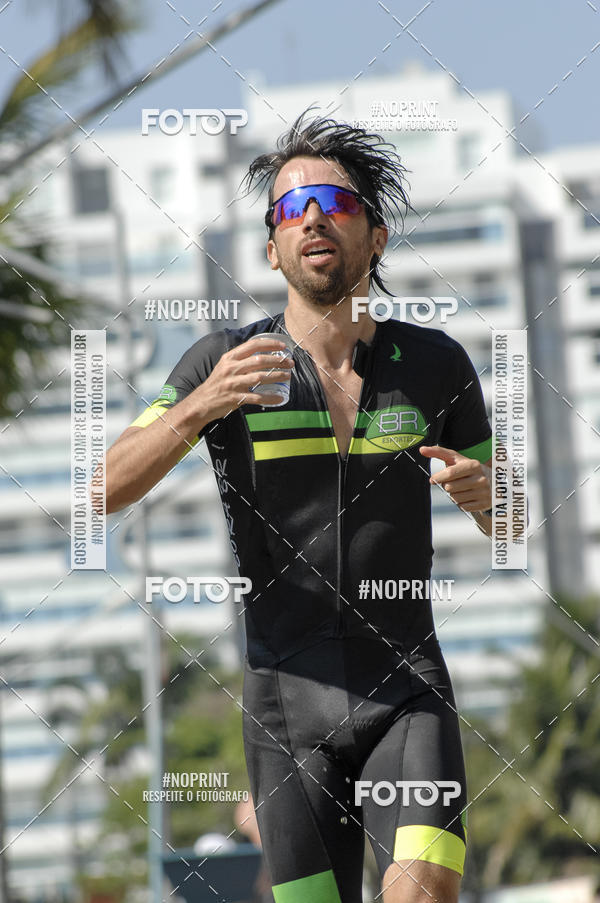 Buy your photos of the eventBLUE SERIES TRIATHLON BERTIOGA 2019 on Fotop