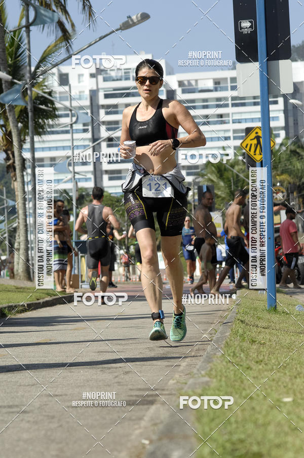 Achetez vos photos de l'vnementBLUE SERIES TRIATHLON BERTIOGA 2019 sur Fotop