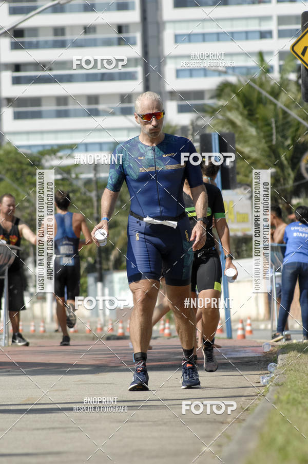 Achetez vos photos de l'vnementBLUE SERIES TRIATHLON BERTIOGA 2019 sur Fotop
