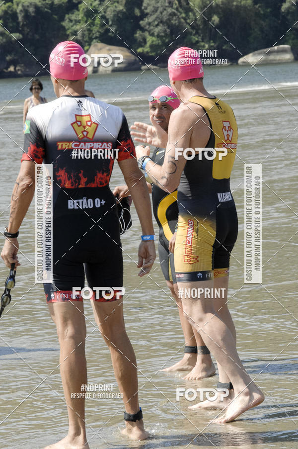 Compra tus fotos del eventoBLUE SERIES TRIATHLON BERTIOGA 2019 En Fotop