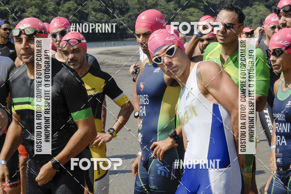 Compra tus fotos del eventoBLUE SERIES TRIATHLON BERTIOGA 2019 En Fotop