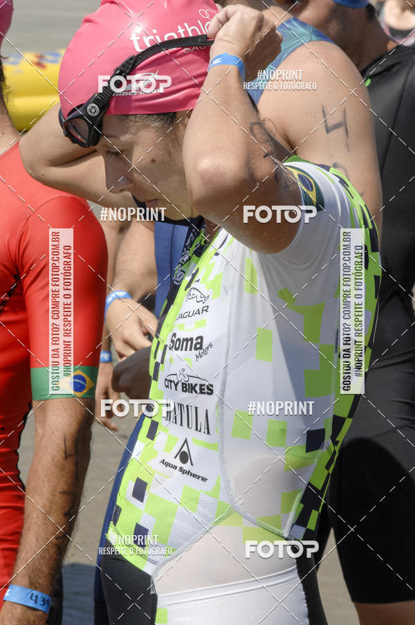 Compra tus fotos del eventoBLUE SERIES TRIATHLON BERTIOGA 2019 En Fotop