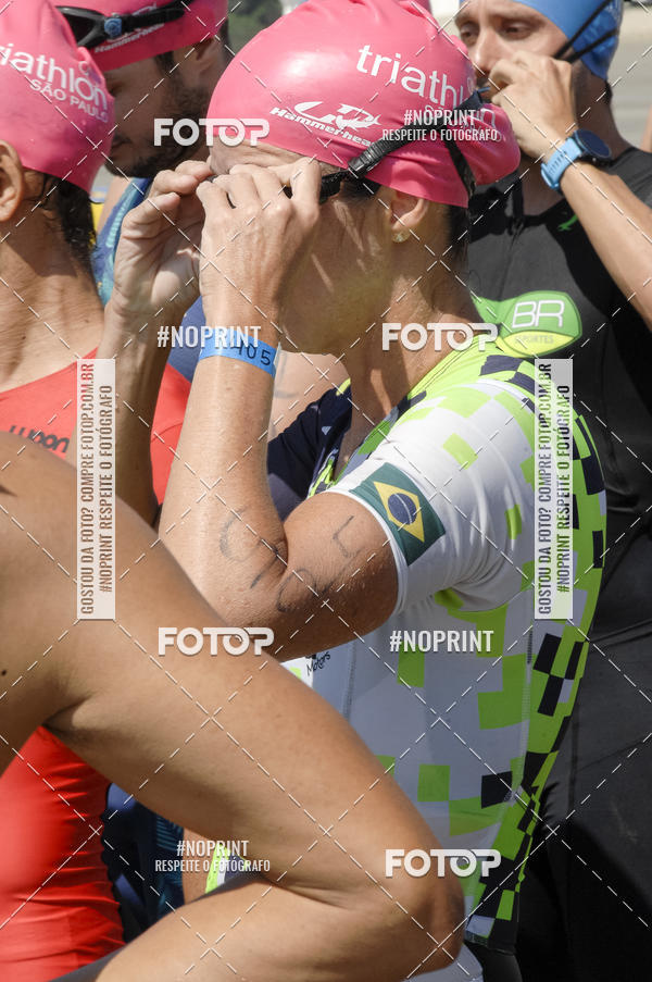 Compra tus fotos del eventoBLUE SERIES TRIATHLON BERTIOGA 2019 En Fotop