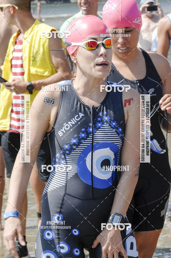 Compra tus fotos del eventoBLUE SERIES TRIATHLON BERTIOGA 2019 En Fotop