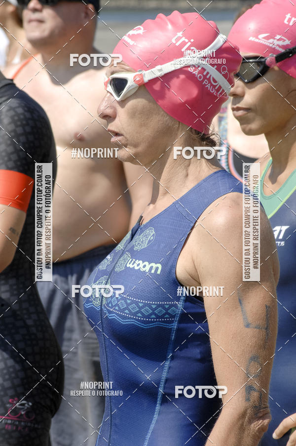 Compra tus fotos del eventoBLUE SERIES TRIATHLON BERTIOGA 2019 En Fotop