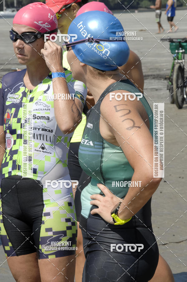 Compra tus fotos del eventoBLUE SERIES TRIATHLON BERTIOGA 2019 En Fotop