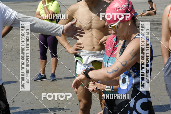 Compra tus fotos del eventoBLUE SERIES TRIATHLON BERTIOGA 2019 En Fotop