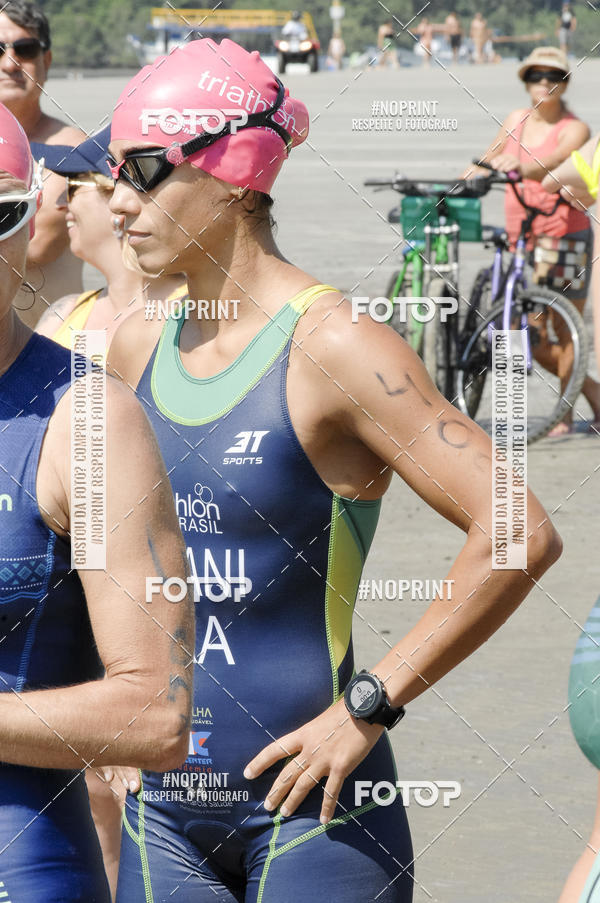 Compra tus fotos del eventoBLUE SERIES TRIATHLON BERTIOGA 2019 En Fotop