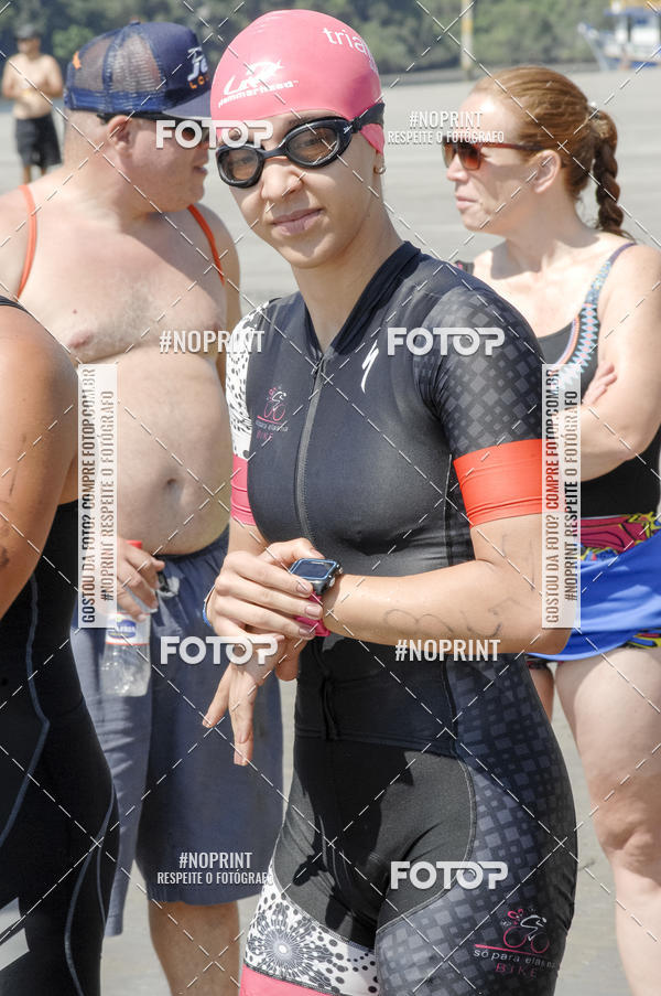 Compra tus fotos del eventoBLUE SERIES TRIATHLON BERTIOGA 2019 En Fotop