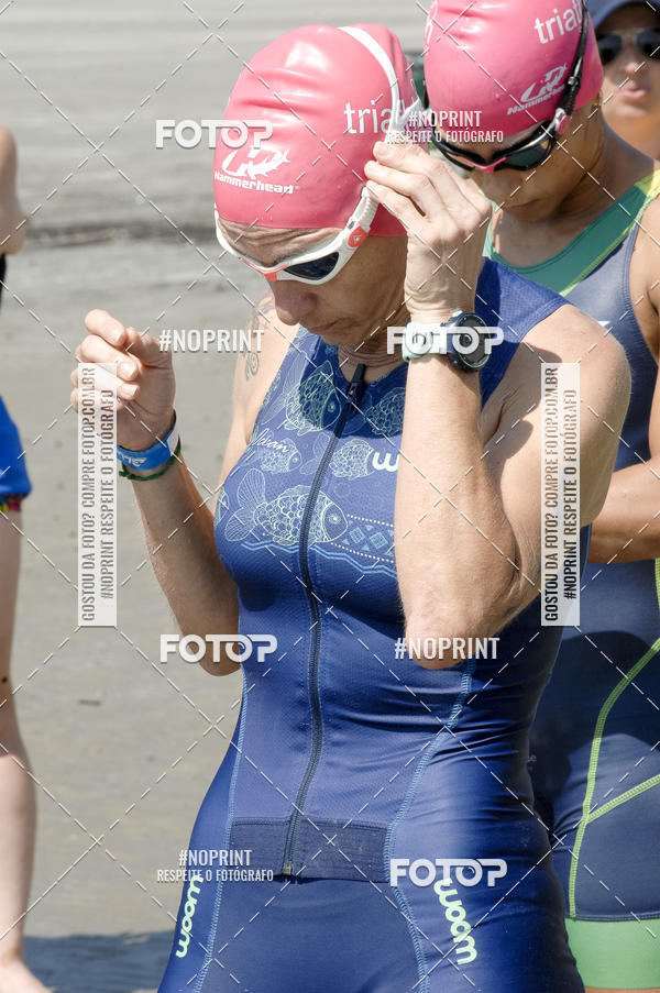 Compra tus fotos del eventoBLUE SERIES TRIATHLON BERTIOGA 2019 En Fotop