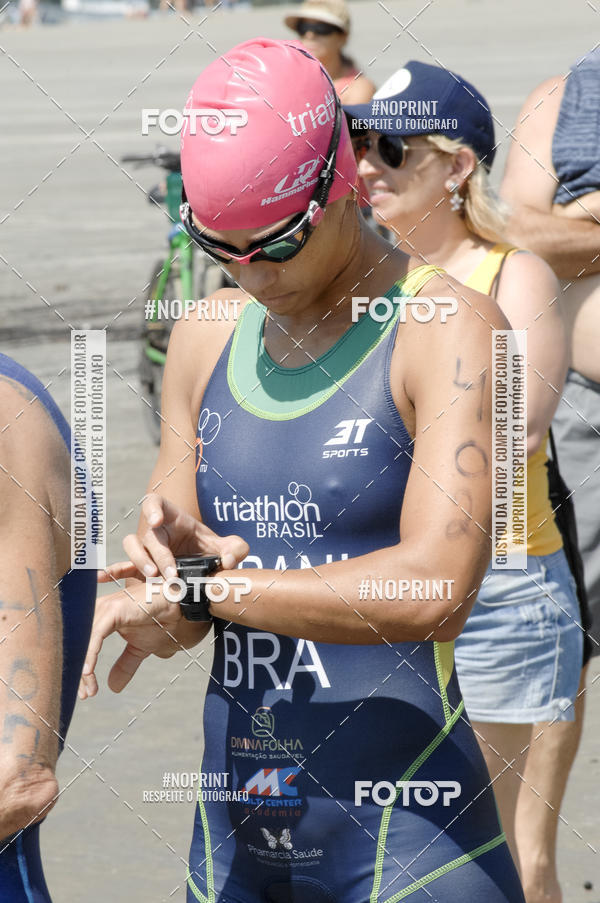 Compra tus fotos del eventoBLUE SERIES TRIATHLON BERTIOGA 2019 En Fotop