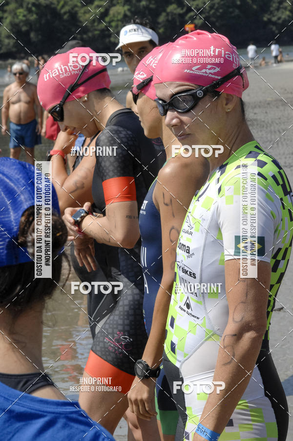 Compra tus fotos del eventoBLUE SERIES TRIATHLON BERTIOGA 2019 En Fotop