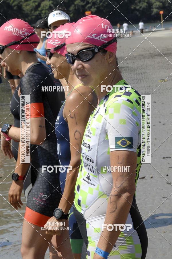 Compra tus fotos del eventoBLUE SERIES TRIATHLON BERTIOGA 2019 En Fotop