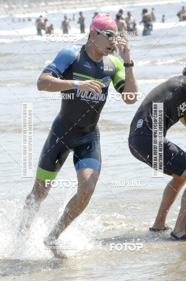 Acquista le foto dell'eventoBLUE SERIES TRIATHLON BERTIOGA 2019 in Fotop