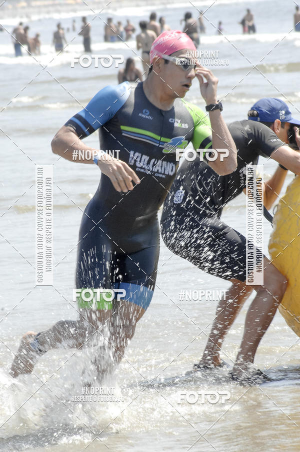 Acquista le foto dell'eventoBLUE SERIES TRIATHLON BERTIOGA 2019 in Fotop