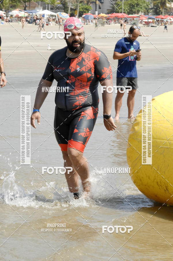 Achetez vos photos de l'vnementBLUE SERIES TRIATHLON BERTIOGA 2019 sur Fotop