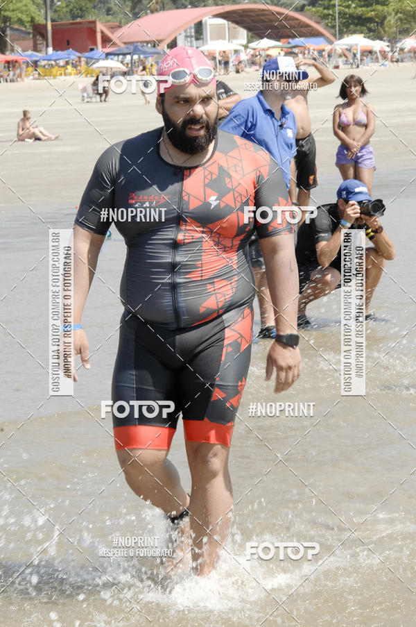 Achetez vos photos de l'vnementBLUE SERIES TRIATHLON BERTIOGA 2019 sur Fotop