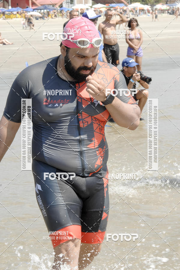Achetez vos photos de l'vnementBLUE SERIES TRIATHLON BERTIOGA 2019 sur Fotop
